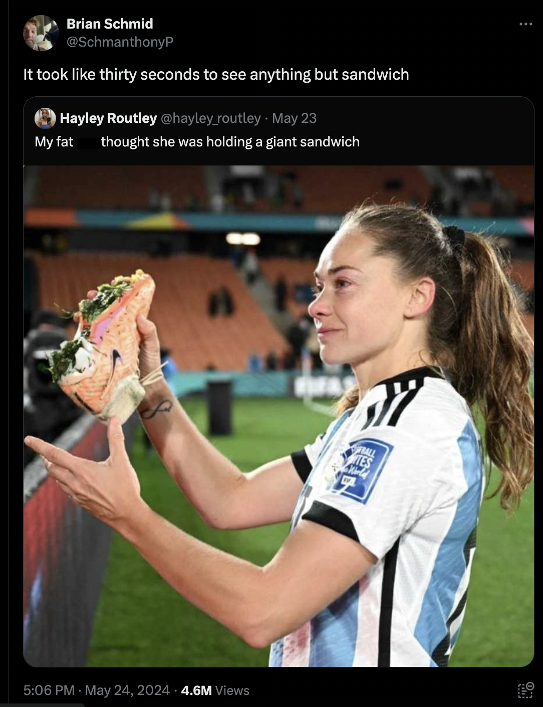 Optical illusion - Brian Schmid It took thirty seconds to see anything but sandwich Hayley Routley May 23 My fat thought she was holding a giant sandwich 4.6M Views